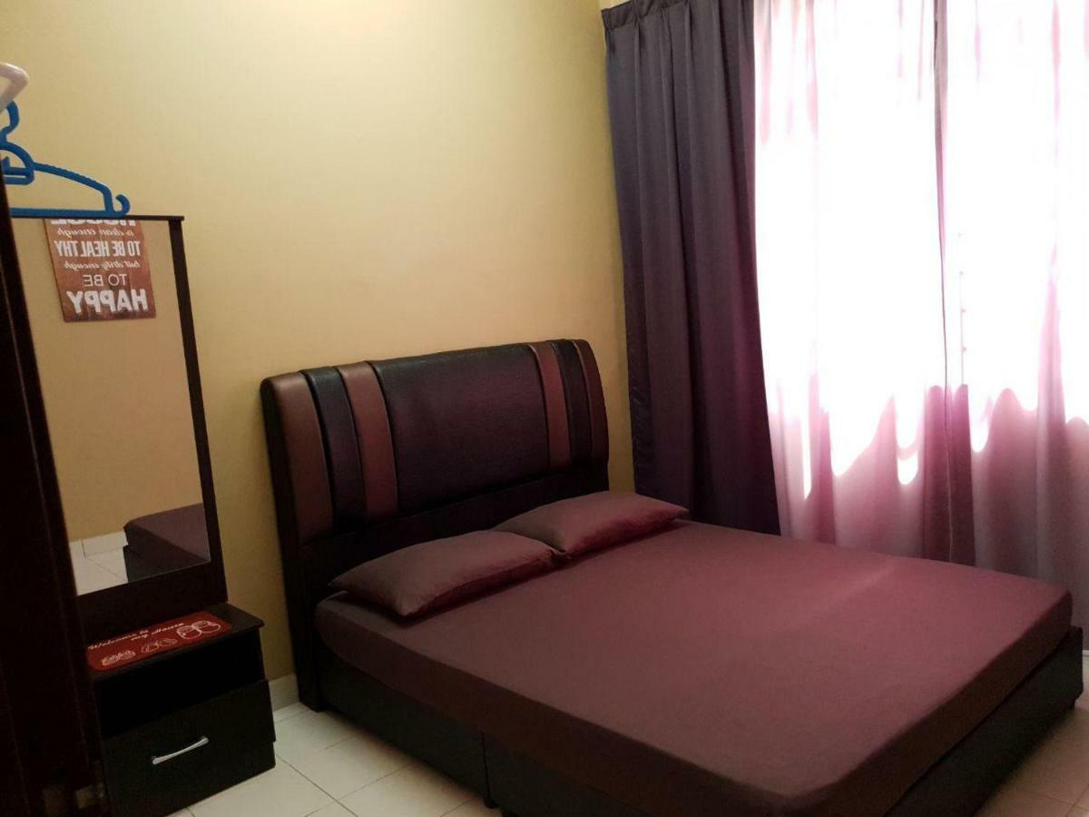 Lindanazri Homestay Mitc Melaka Malacca Exterior foto